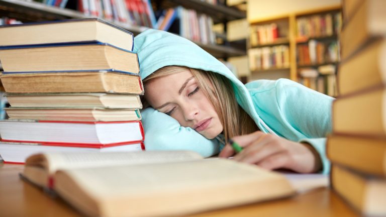 how does homework affect sleep